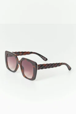 Oversized square sunglasses
