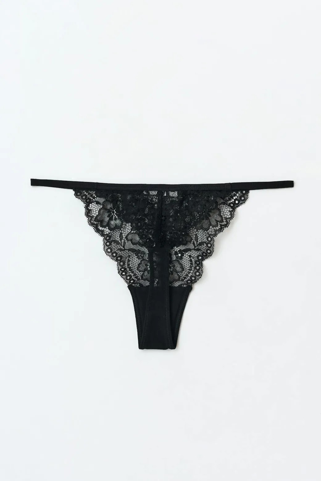 3-pack lace thong