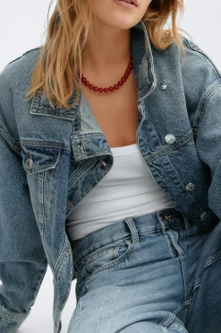 Pearl necklace