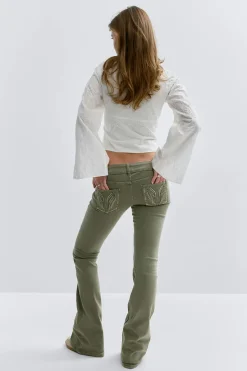14+ pleated flare jeans