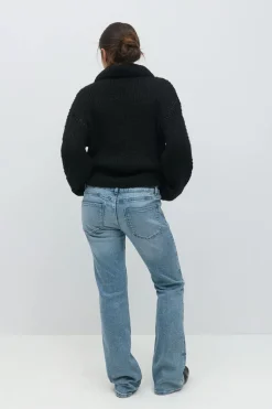 Pleated flare jeans