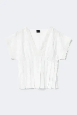 Pleated top