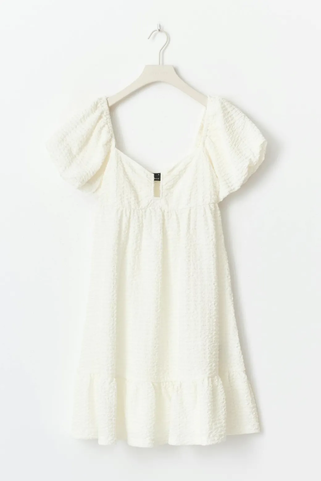 Puff sleeve dress