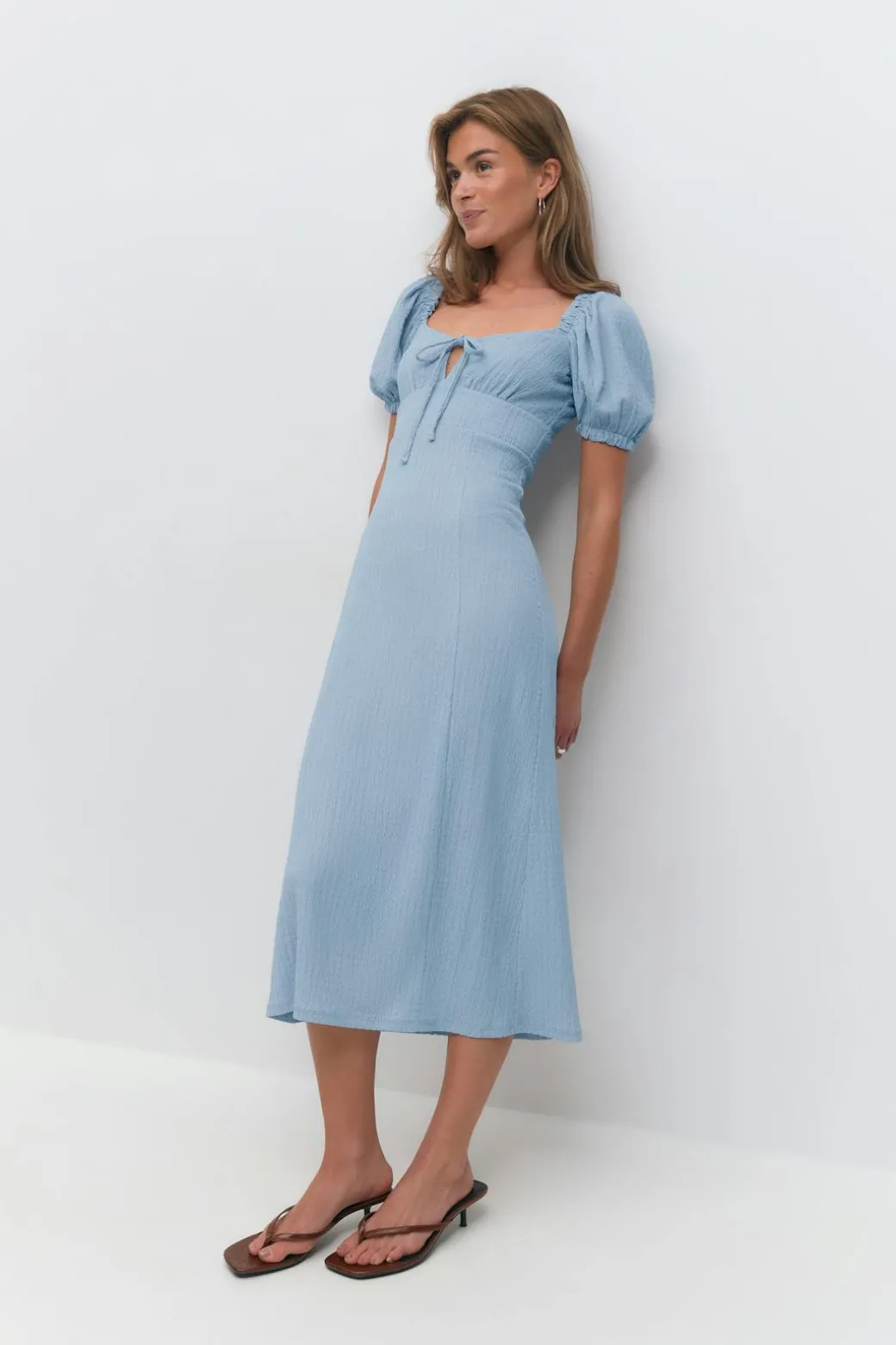 Puff sleeve midi dress