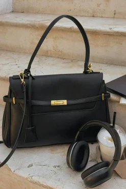 Relaxed bag