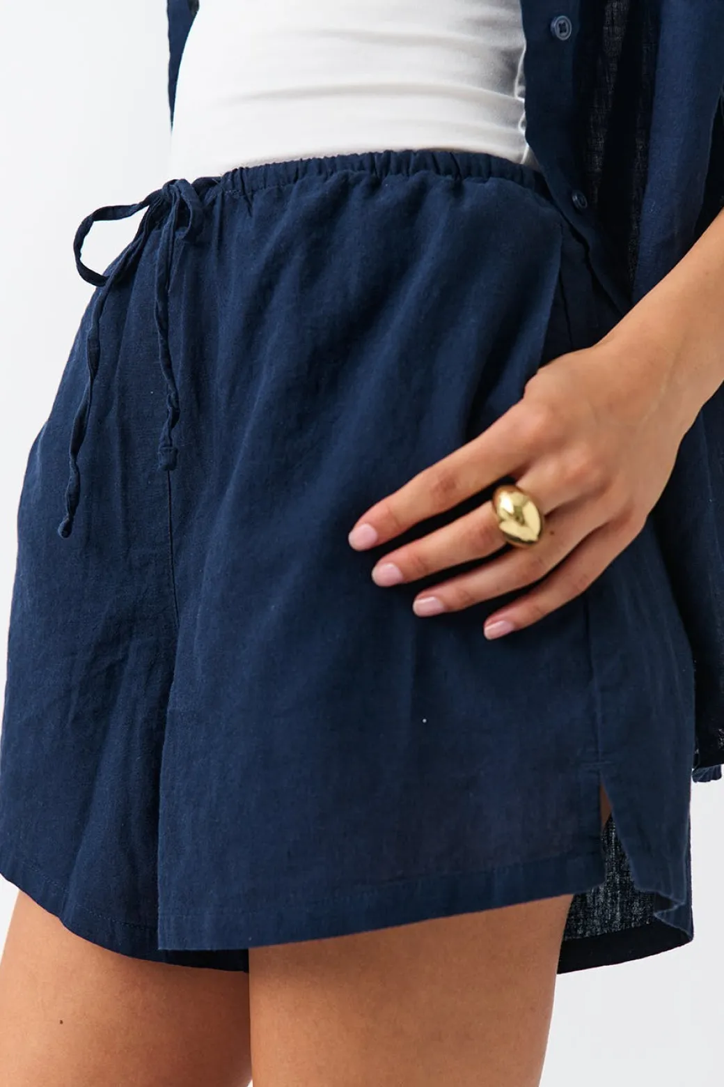 Relaxed linen blend shorts