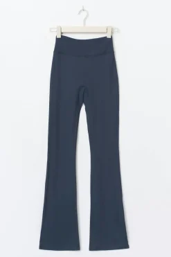 Ruched flare yoga tights