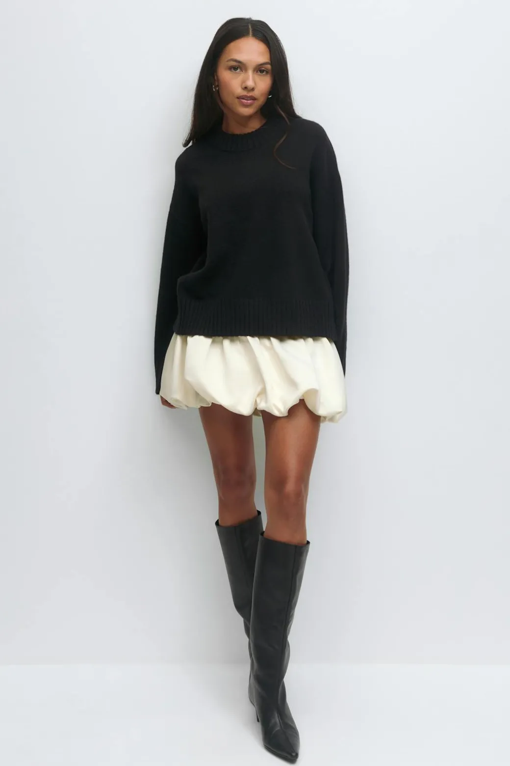 Satin balloon mini skirt