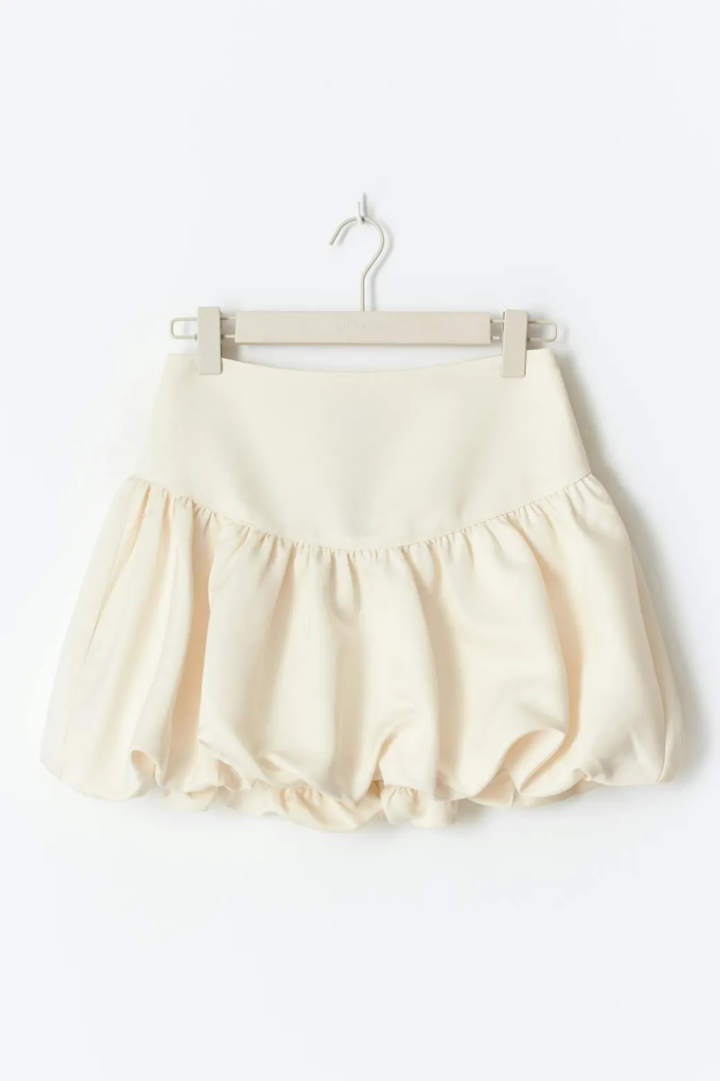 Satin balloon mini skirt