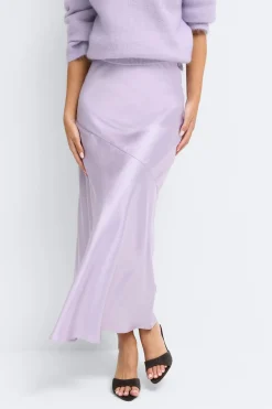Satin skirt