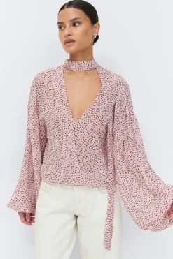 Scarf blouse