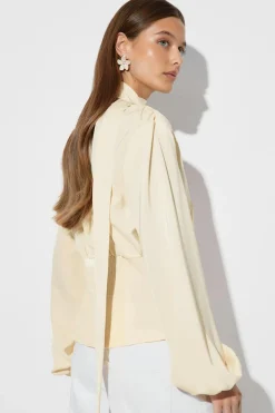 Scarf top