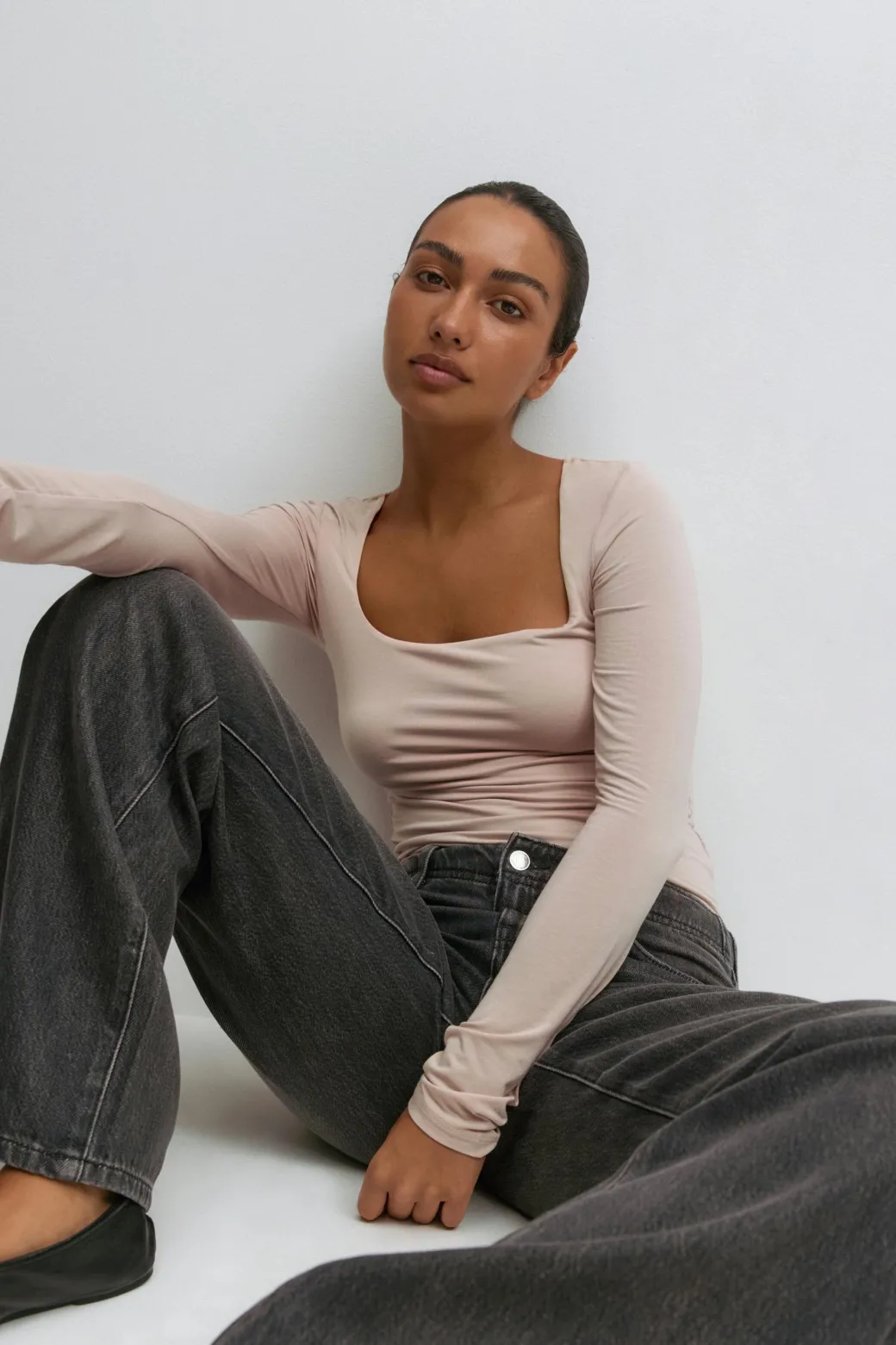 Scoop neck top