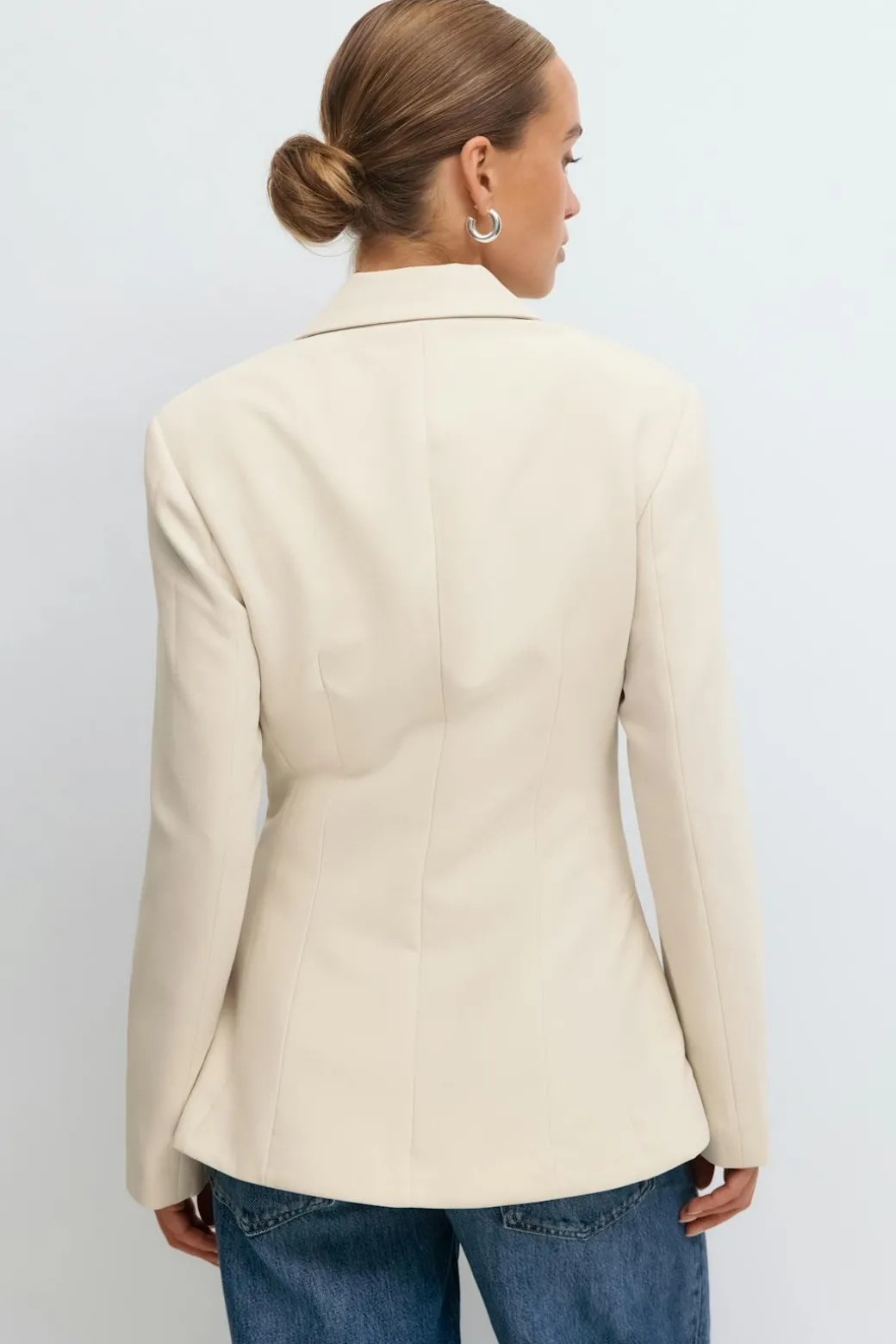 Shaped blazer