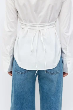 Shaped blouse