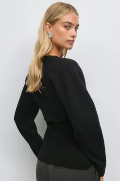 Shaped knitted cardigan