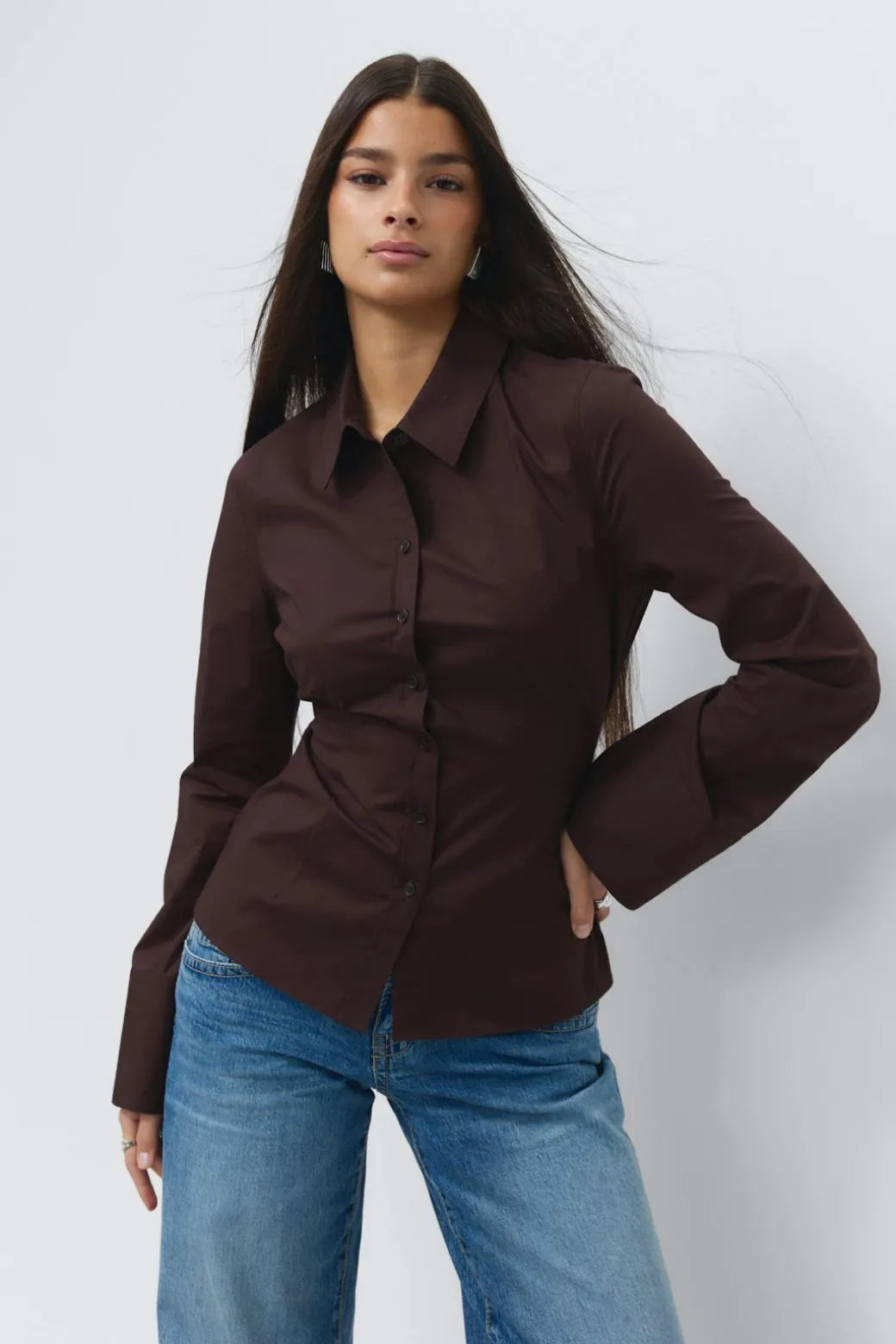 Shaped tie blouse