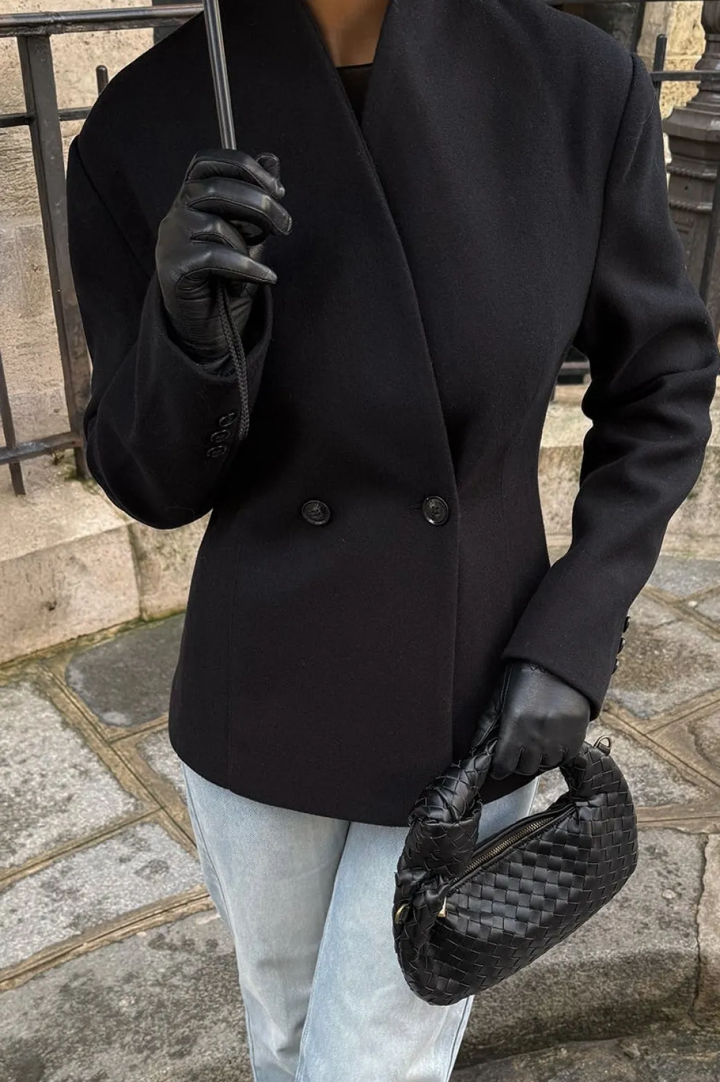Shaped wool blend jacket