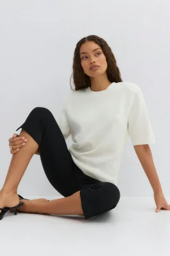 Shoulder pad knitted top
