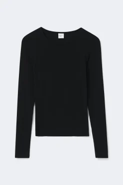 Slim fit long sleeve top
