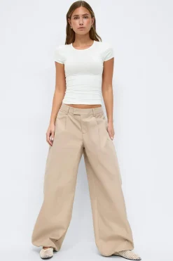 Slim fit top