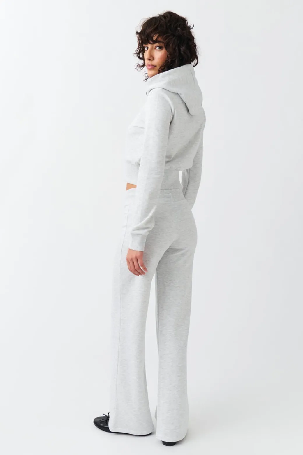 Slim low waist sweatpants