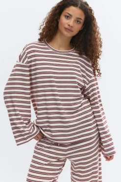 Soft loungewear longsleeve top