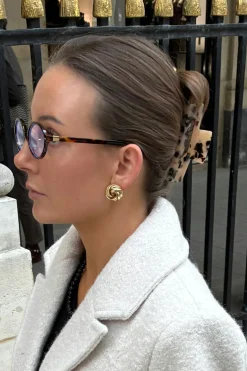 Square hair clip