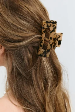 Square hair clip