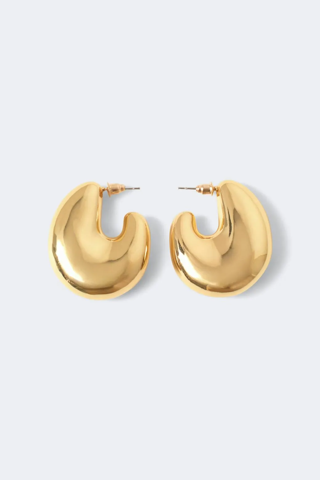 Statement chunky hoops