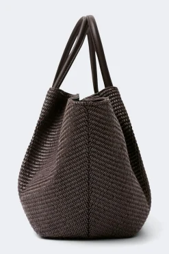 Structure strap tote bag