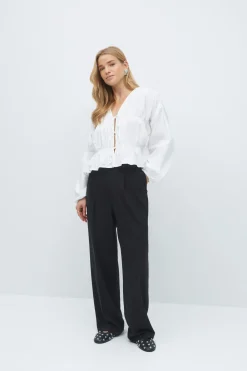 Tailored wide trousers