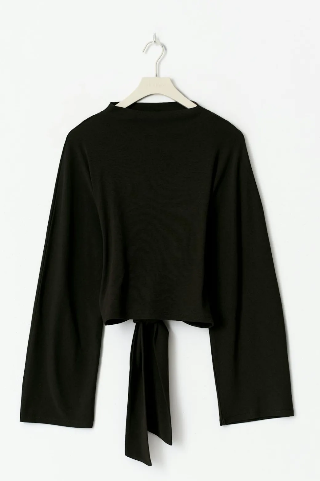 Tie back wide sleeve top