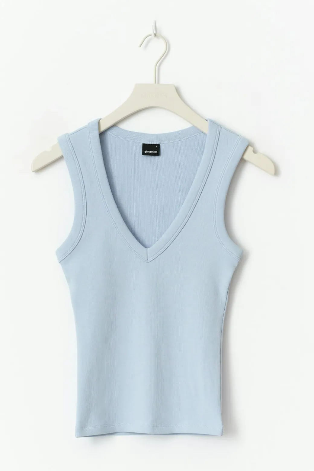 Tight v-neck rib tank