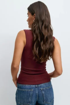 Tight v-neck rib tank