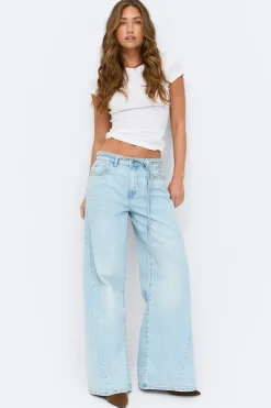 Twisted wide jeans