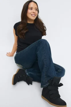 14+ wedge sneakers