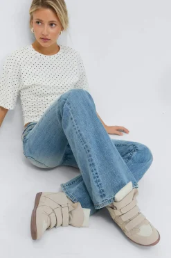 14+ wedge sneakers