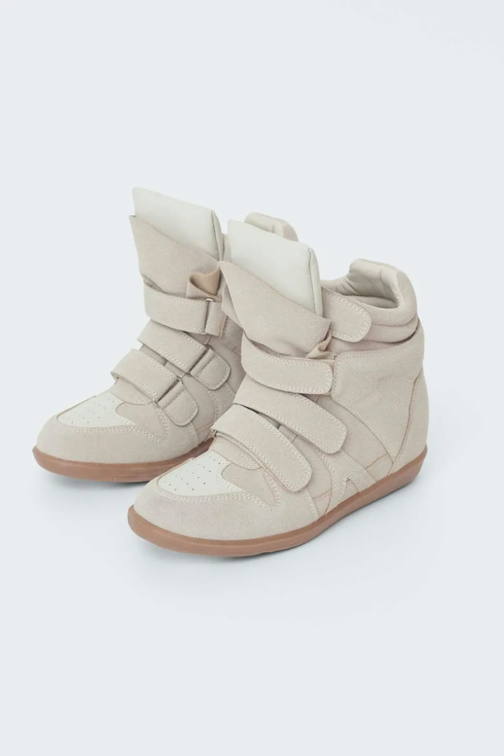 14+ wedge sneakers
