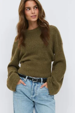 Wide sleeve knitted sweater