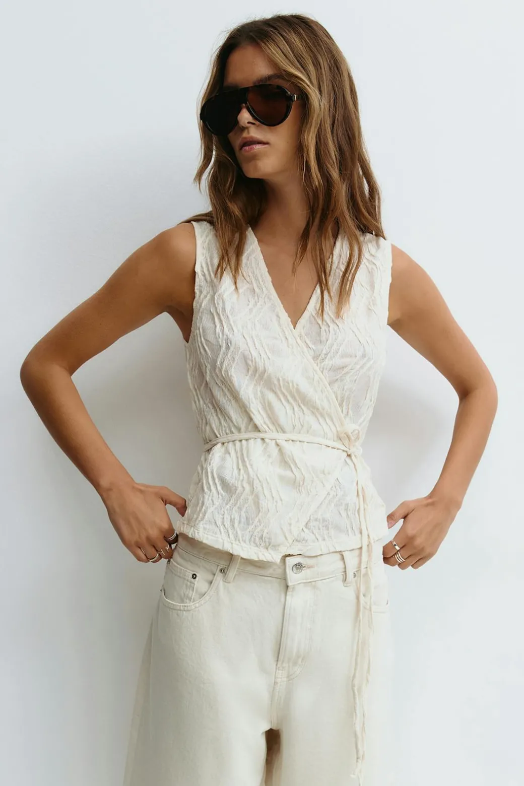 Wrap tie vest