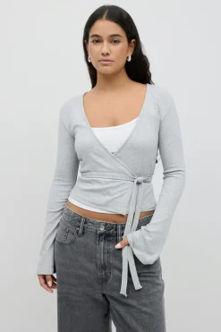 Wrap top