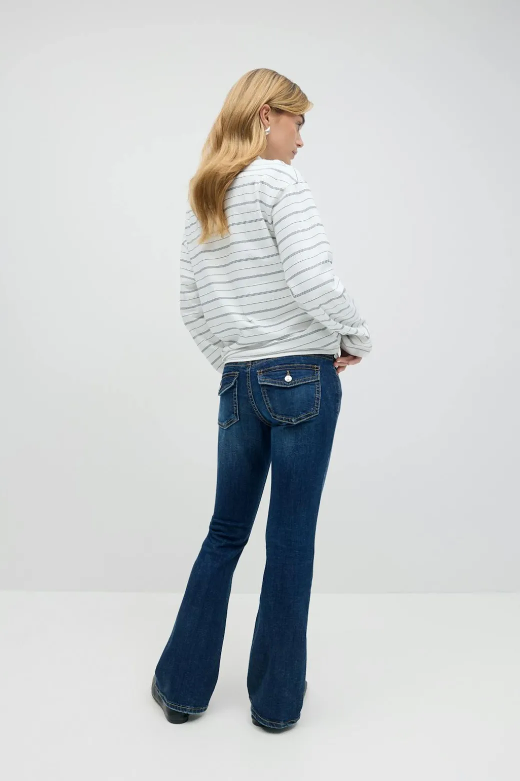 Y2k low bootcut jeans