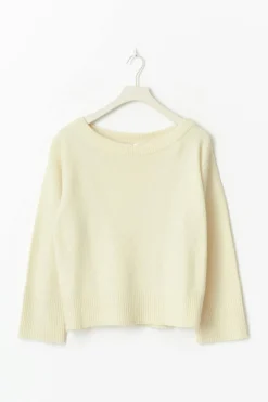 Y oversized knitted sweater