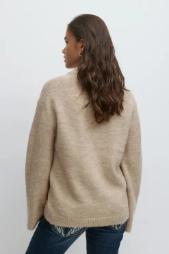 Y oversized knitted sweater