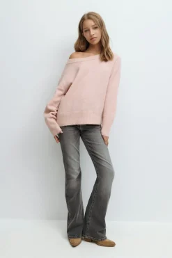 Y oversized knitted sweater