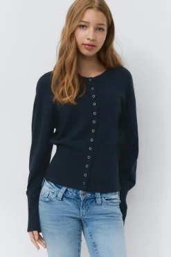 Y shaped knitted cardigan