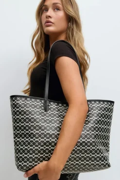 Y tote bag
